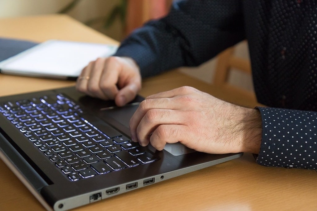 Découvrez un outil révolutionnaire de détection d'IA en ligne